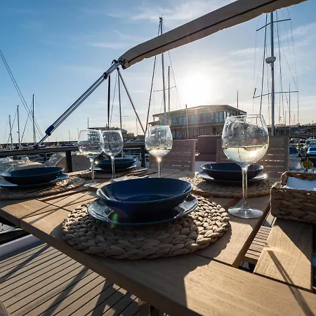 Casa Flotante * Sanxenxo